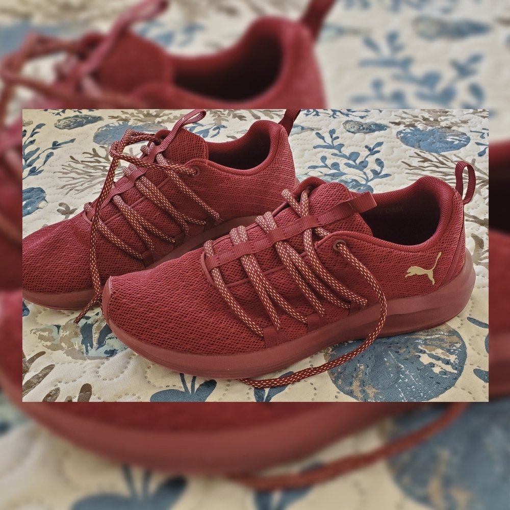 Puma Sneakers size 8